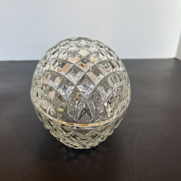 Vintage Clear Diamond Point Block Glass Egg - Picture 4 of 10